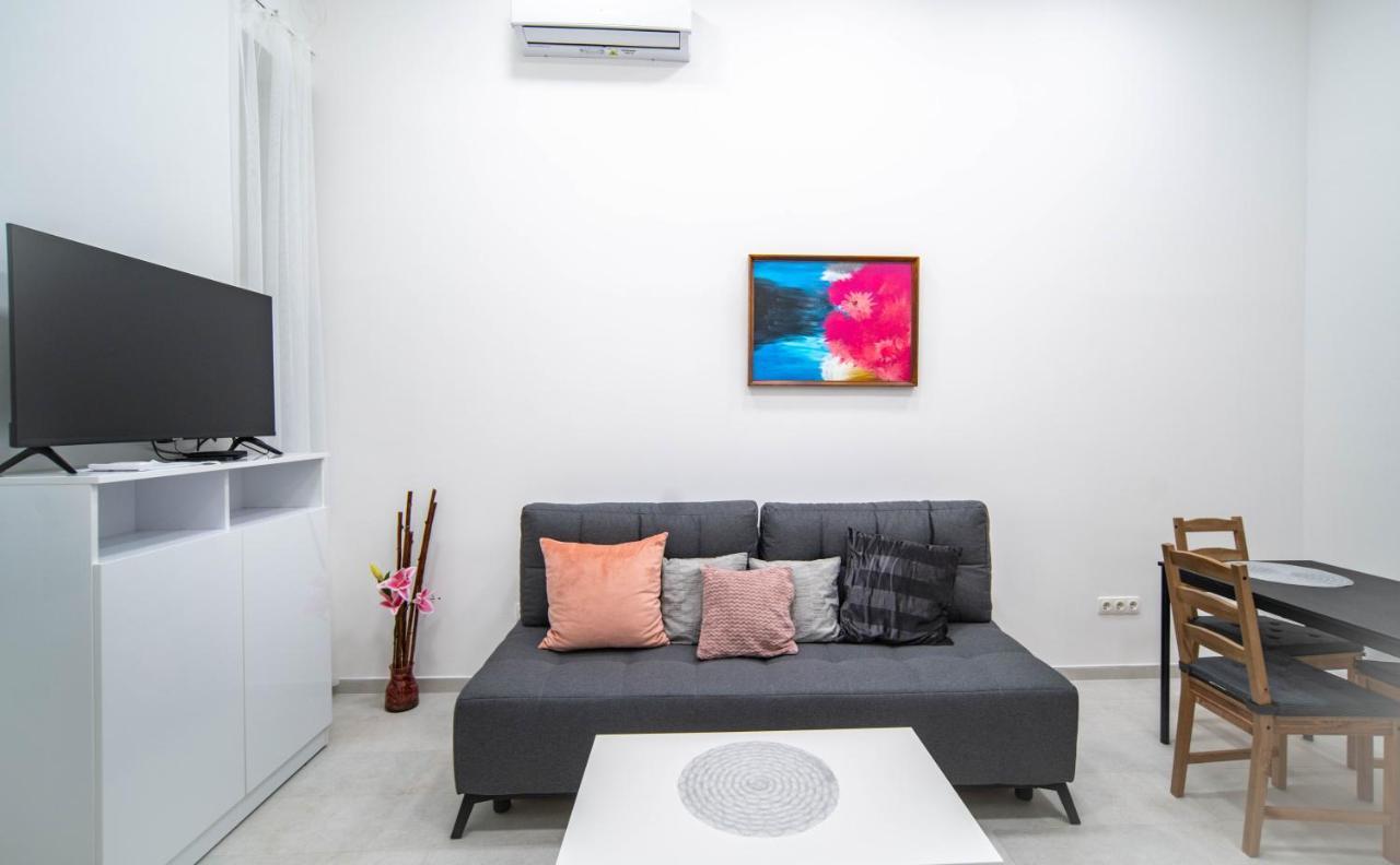 Free Parking Basilica Rob'S Home - Ac, Wi-Fi, Smart Tv Budapest Bagian luar foto