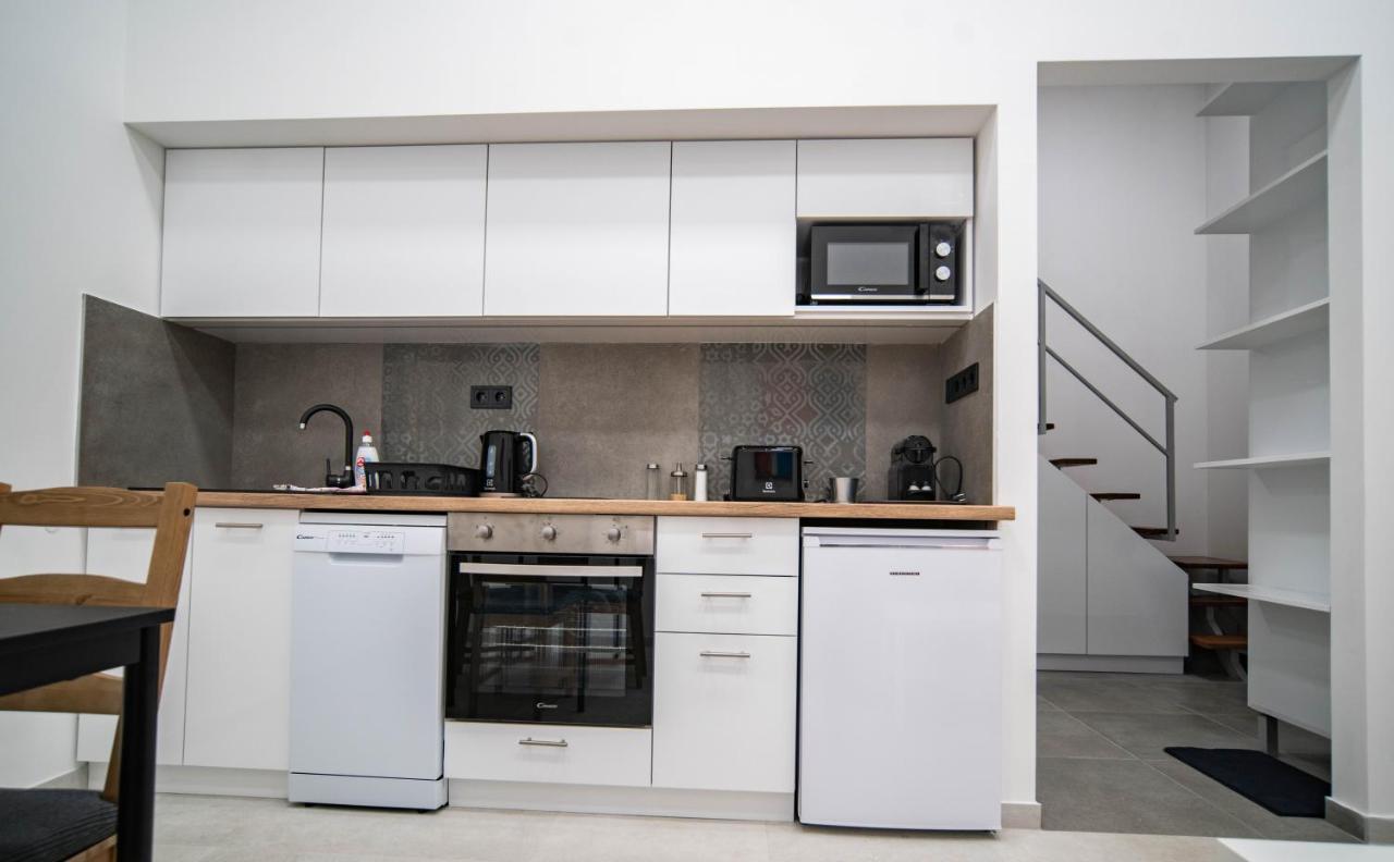 Free Parking Basilica Rob'S Home - Ac, Wi-Fi, Smart Tv Budapest Bagian luar foto